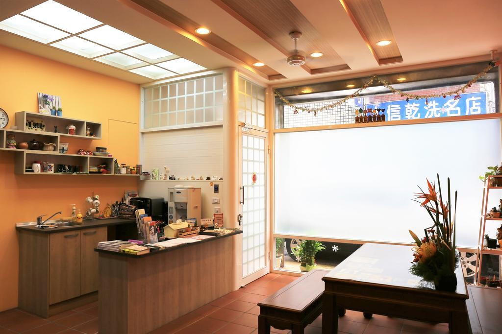 See Love B&B Tainan Bagian luar foto