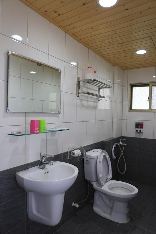 See Love B&B Tainan Bagian luar foto