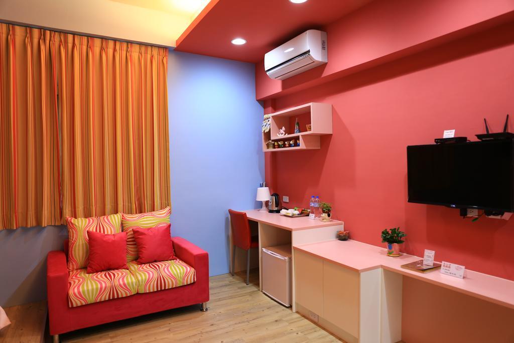 See Love B&B Tainan Bagian luar foto