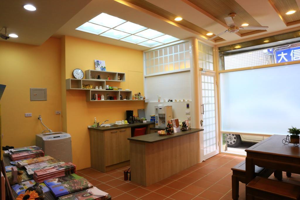 See Love B&B Tainan Bagian luar foto